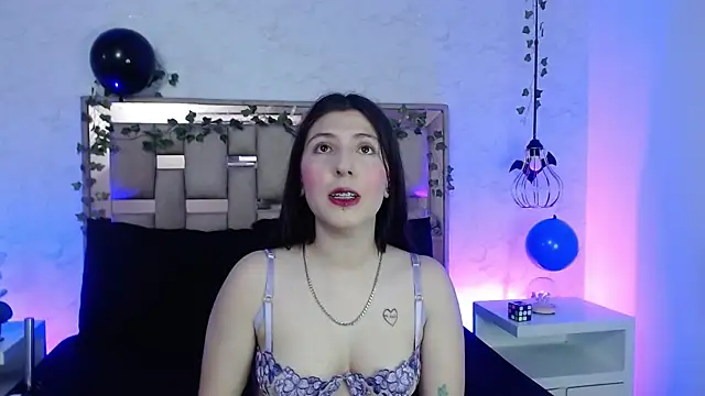 Snapshot of ScarlettRox chatting on November 2025 11:10:01 AM ScarlettRox online show from November 2025 11:10:01 AM