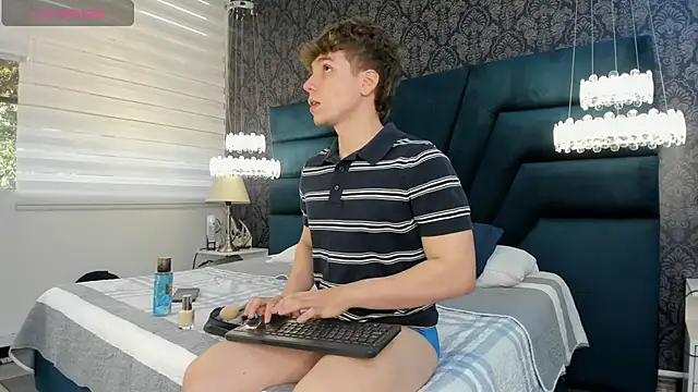 TaylerWhite online show from June 2026 11:41:01 AM