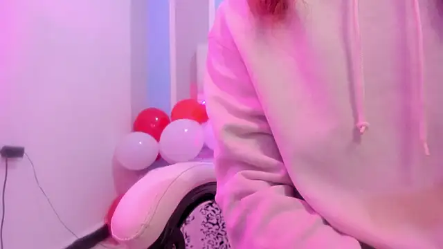 Snapshot of MilkWhore1 chatting on February 2026 07:23:02 PM MilkWhore1 online show from February 2026 07:23:02 PM