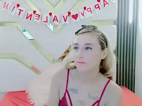 Snapshot of charlotte_phaeton chatting on September 2025 06:31:02 PM charlotte phaeton online show from September 2025 06:31:02 PM