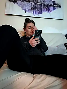 Junani2231 online show from April 2026 04:23:02 AM