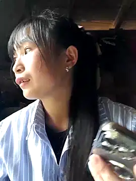 Sunyinn online show from October 2025 02:20:01 AM