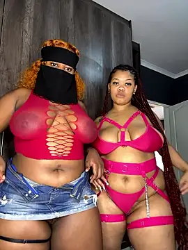 Snapshot of Thick_Ass_Barbiie chatting on January 2026 12:21:02 PM Thick Ass Barbiie online show from January 2026 12:21:02 PM