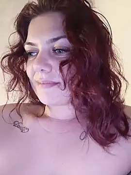 LadyNora online show from May 2026 07:19:02 PM