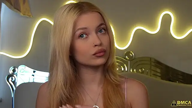 Snapshot of kellypeachcake chatting on November 2025 05:35:01 AM kellypeachcake online show from November 2025 05:35:01 AM