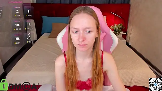 Snapshot of Mia_E1fie chatting on November 2025 12:02:01 AM Mia E1fie online show from November 2025 12:02:01 AM