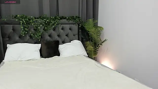 Snapshot of cute_luucy chatting on November 2025 02:44:02 AM cute luucy online show from November 2025 02:44:02 AM