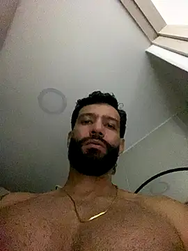 Snapshot of yorbymaxx chatting on October 2025 12:21:02 AM yorbymaxx online show from October 2025 12:21:02 AM