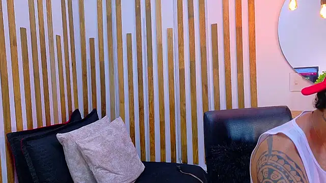 yorbymaxx online show from February 2026 01:04:02 PM