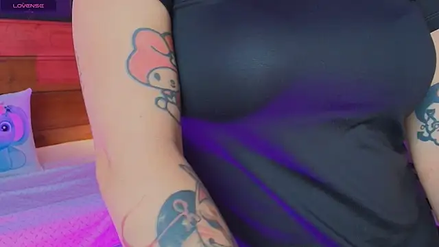 hanna kimura online show from November 2025 07:36:02 PM