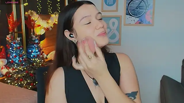 hanna kimura online show from December 2025 01:56:02 AM