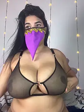 Snapshot of yasmin_rahal chatting on September 2025 08:20:02 PM yasmin rahal online show from September 2025 08:20:02 PM