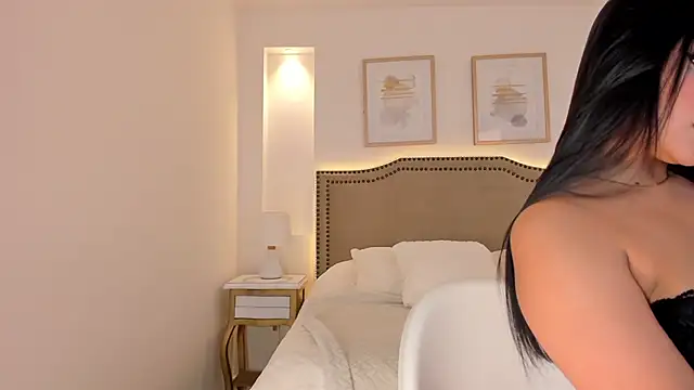 Amy azaela online show from December 2025 10:14:01 PM