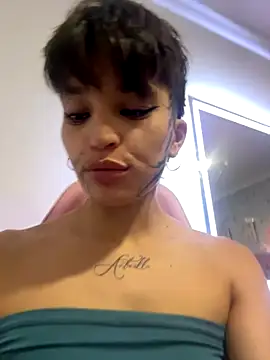 Snapshot of DayanaDG chatting on September 2025 10:59:02 PM DayanaDG online show from September 2025 10:59:02 PM