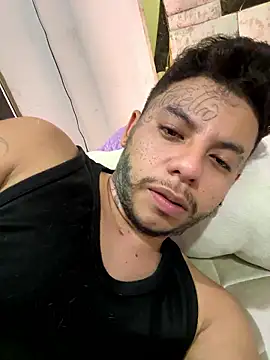 Snapshot of DayanaDG chatting on January 2026 04:58:02 AM DayanaDG online show from January 2026 04:58:02 AM