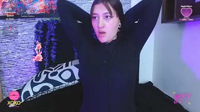 nicollegp online show from July 2026 09:57:01 PM