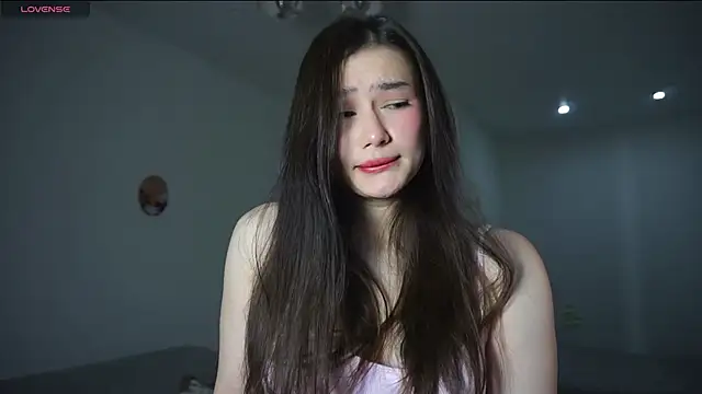 Snapshot of ViolaVow chatting on October 2025 03:31:02 AM ViolaVow online show from October 2025 03:31:02 AM