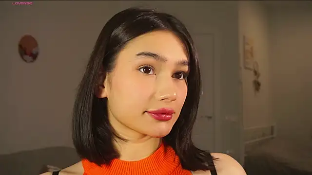 Snapshot of ViolaVow chatting on November 2025 04:12:02 AM ViolaVow online show from November 2025 04:12:02 AM