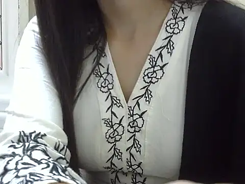 Snapshot of Simranjeet_kaur26 chatting on November 2025 11:47:01 AM Simranjeet kaur26 online show from November 2025 11:47:01 AM