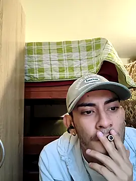 Snapshot of Exlifer chatting on February 2026 11:12:01 PM Exlifer online show from February 2026 11:12:01 PM