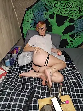 amymatthews92 online show from June 2026 03:18:01 AM