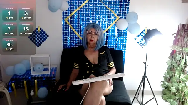 Snapshot of ruth_blue21 chatting on October 2025 04:09:01 AM ruth blue21 online show from October 2025 04:09:01 AM