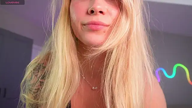 Snapshot of camkeymonkey chatting on April 2026 04:12:01 PM camkeymonkey online show from April 2026 04:12:01 PM