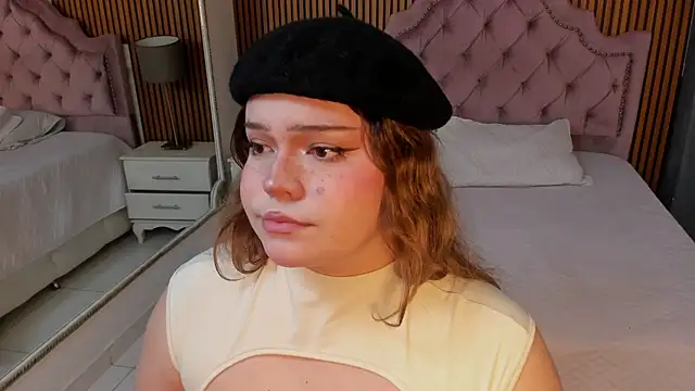 Maxxxine1 online show from September 2025 12:24:02 AM