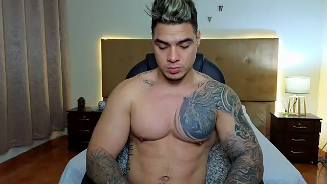 Steven Velez online show from September 2025 01:07:01 AM