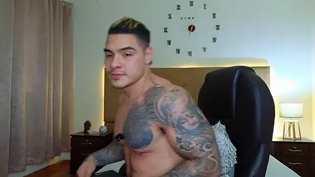 Steven Velez online show from November 2025 11:23:02 AM