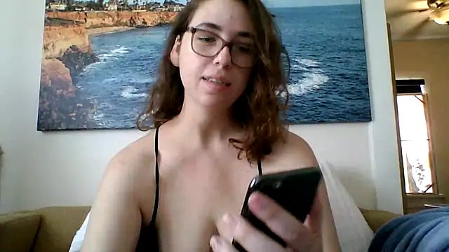sweetsocalgirl online show from May 2026 09:57:02 PM