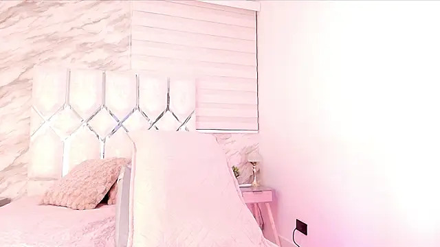 Snapshot of cataleya_ebony_ chatting on March 2026 03:58:02 AM cataleya ebony online show from March 2026 03:58:02 AM