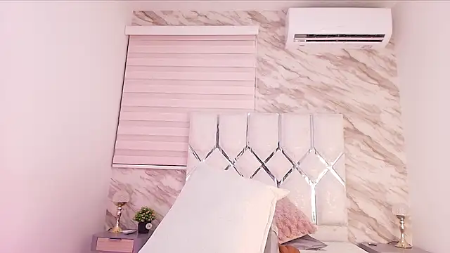 Snapshot of cataleya_ebony_ chatting on March 2026 03:24:02 AM cataleya ebony online show from March 2026 03:24:02 AM