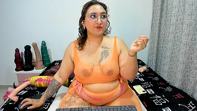 charlloteevans X online show from June 2026 02:16:01 PM