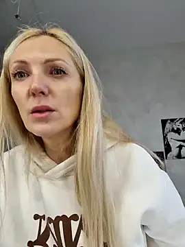 Monna online show from January 2025 12:05:02 PM