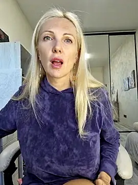 Monna online show from October 2025 12:34:02 PM