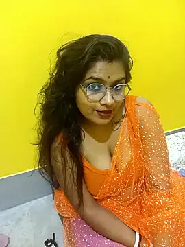 Naughty-Chaaya online show from September 2025 06:44:01 PM