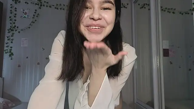 Snapshot of sladkoezzzka chatting on October 2025 06:23:01 PM sladkoezzzka online show from October 2025 06:23:01 PM