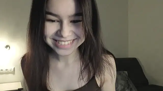 Snapshot of sladkoezzzka chatting on November 2025 06:30:01 PM sladkoezzzka online show from November 2025 06:30:01 PM