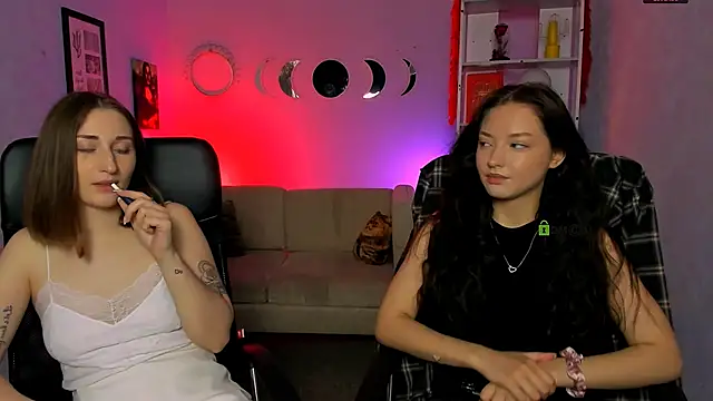 eva smiith  online show from May 2026 05:47:02 AM