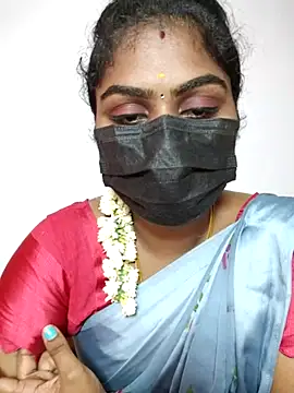 Snapshot of Tamil_Princess12 chatting on November 2025 08:32:01 PM Tamil Princess12 online show from November 2025 08:32:01 PM