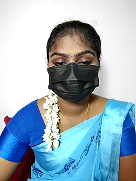 Snapshot of Tamil_Princess12 chatting on November 2025 06:12:01 AM Tamil Princess12 online show from November 2025 06:12:01 AM