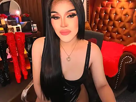 Snapshot of devongarcia chatting on November 2025 03:37:02 PM devongarcia online show from November 2025 03:37:02 PM