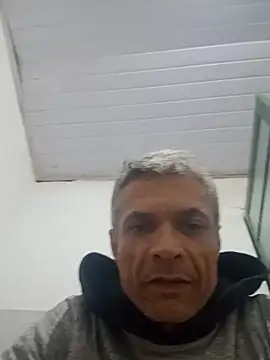 BrenoAvelar online show from July 2026 02:18:01 AM