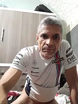 BrenoAvelar online show from July 2026 03:52:02 PM