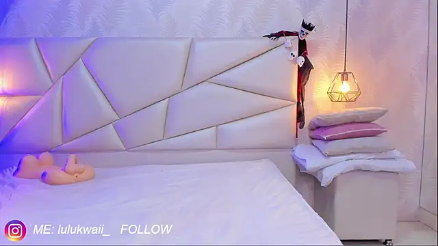 lulukawai16 online show from October 2025 07:15:01 PM