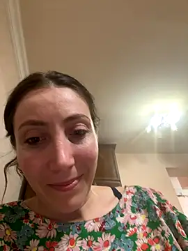 Snapshot of HellaryTourent chatting on September 2025 08:54:02 PM HellaryTourent online show from September 2025 08:54:02 PM