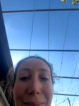 Snapshot of HellaryTourent chatting on September 2025 12:32:02 PM HellaryTourent online show from September 2025 12:32:02 PM