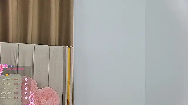 Snapshot of EmilyNovaa chatting on February 2026 07:48:01 PM EmilyNovaa online show from February 2026 07:48:01 PM