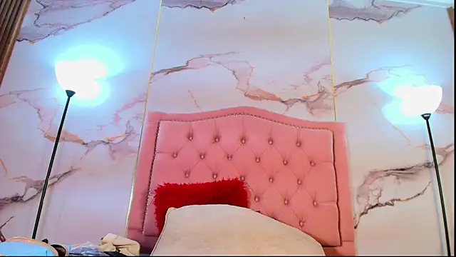 AlyaThompson online show from May 2026 04:53:02 AM
